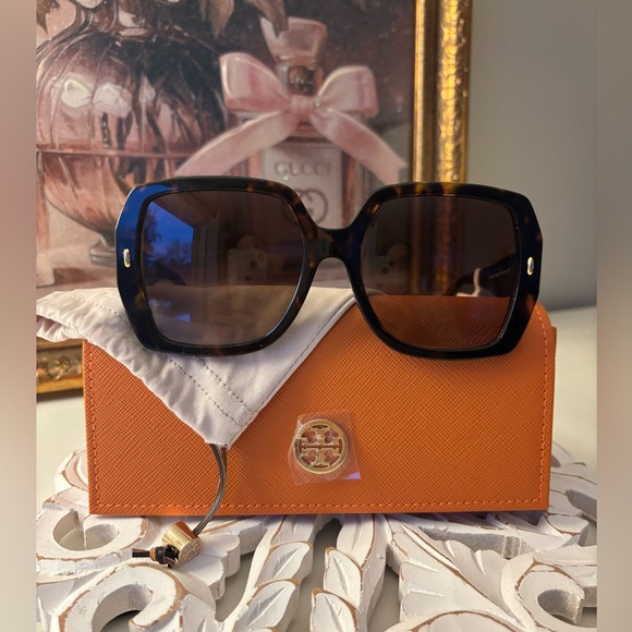Tory Burch TY 7191F NEW Sunglasses Brown w/case and Dust bag - Picture 1 of 10